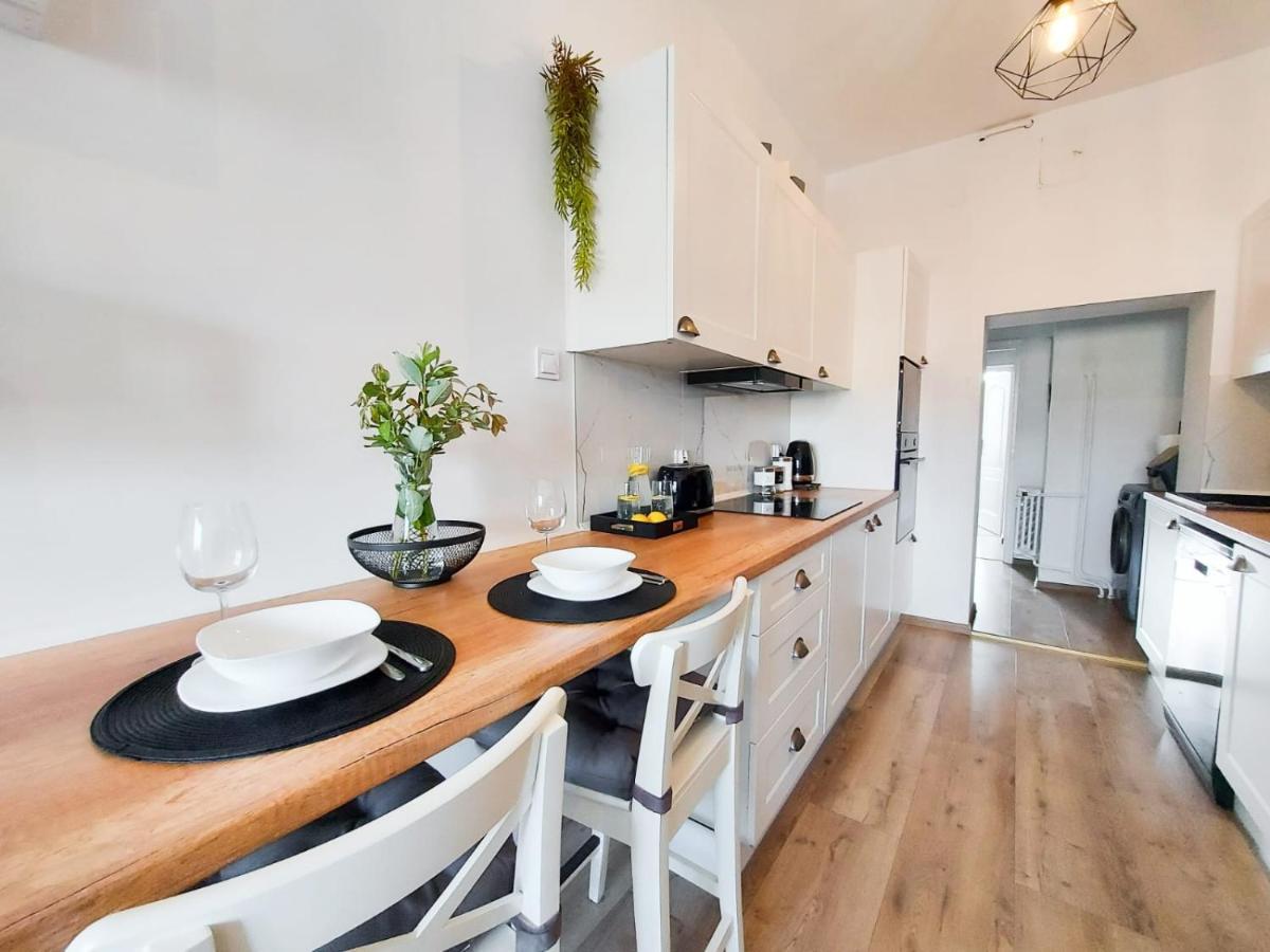 Ratusz Na 5 * Jelenia Gora